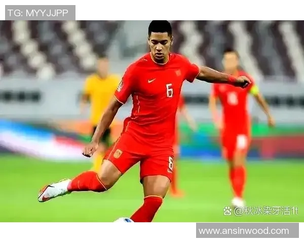 足球明星腹肌对比图揭示运动员体型差异与训练成果的秘密